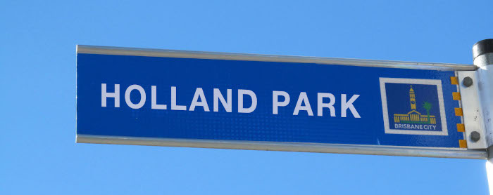 Road sign that says Holland Park